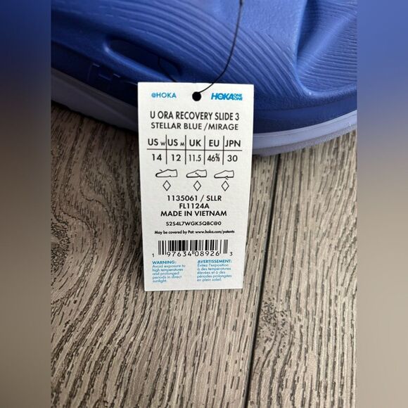 Hoka slides in a beautiful blue color. Ideal for post-activity comfort. - Picture 5 of 6